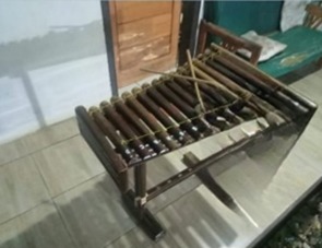 Gambang Bambu Hitam 18 Nada: Suara Alam, Sentuhan Tradisi, Harmoni Tanpa Batas