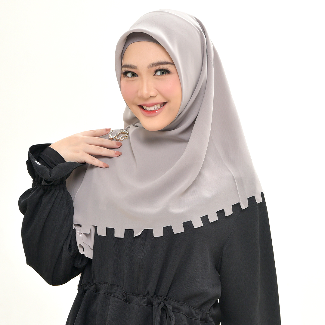 Produsen/Distributor/Supplier/Penyedia/Jual Zahira Dagadu V2 M – Kerudung Segi Empat Rabbani Elegan dengan Pinggiran Kotak-Kotak