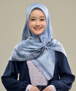 Produsen/Distributor/Supplier/Penyedia/Jual Kerudung Segi Empat Tetra Resana AL – Pilihan Stylish untuk Remaja dan Dewasa Muda