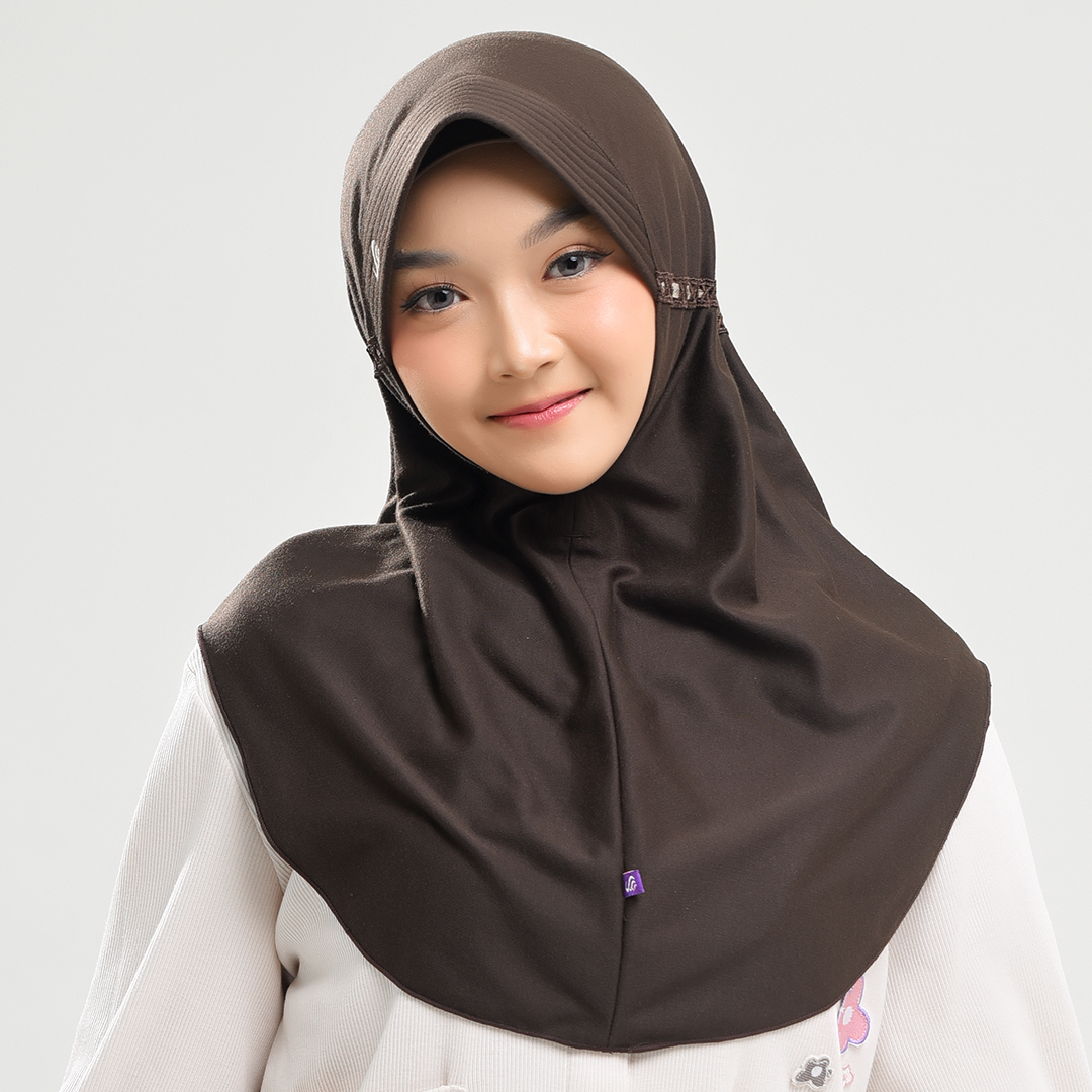 Jual Kerudung Sekolah Instan Luxio – Pilihan Tepat untuk Tampilan Sekolah yang Stylish