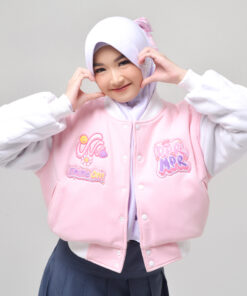 Produsen/Distributor/Supplier/Penyedia/Jual Varsity Jaket Shine On – Jaket Casual Trendy untuk Siswa dan Mahasiswa 2025