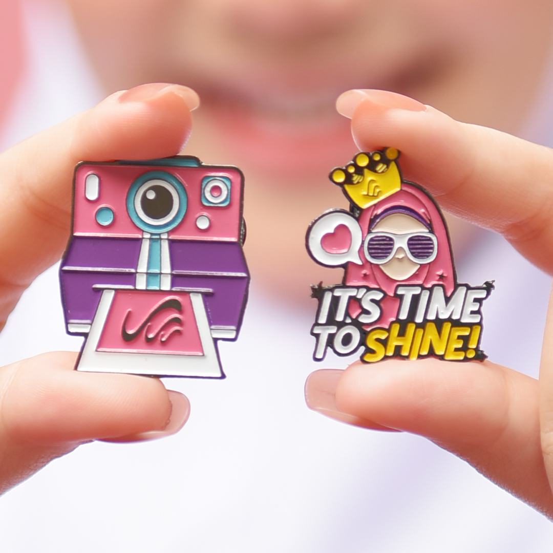 Produsen/Distributor/Supplier/Penyedia/Jual Enamel Pin Duta Pelajar Rabbani / Mahasiswi Pilihan Rabbani – Aksesori Eksklusif untuk Tampil Unik dan Berkelas
